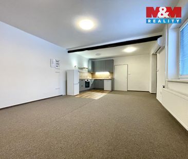 Pronájem bytu 2+kk 60 m², Mitrov, Uhlířské Janovice - Fotografie 5
