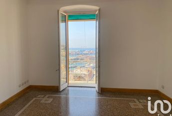 Via Gaetano Colombo, Genova, Liguria 16122