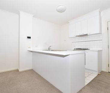 149/79 Whiteman Street - Photo 5