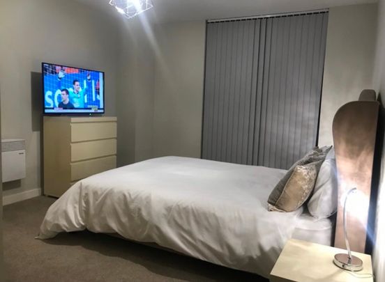 Room in a Shared House, Adelphi Street, M3 - Photo 1