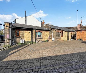 2 bedroom detached house to rent - Photo 3