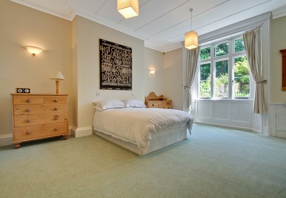 4 Bed Maisonette, The Woodlands, HA1 - Photo 1