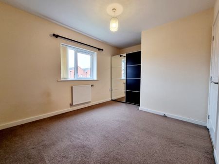 Property To Rent Brown Street, Salford, M6 | 2 Bedroom Mews through Little Estate Agents - Photo 2