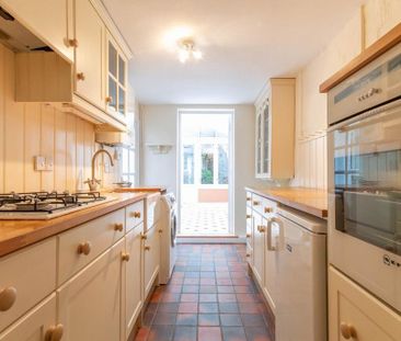 3 bedroom terraced house to rent - Photo 4