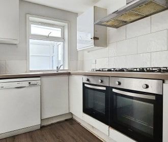 Greenstead Road, Colchester - Photo 5