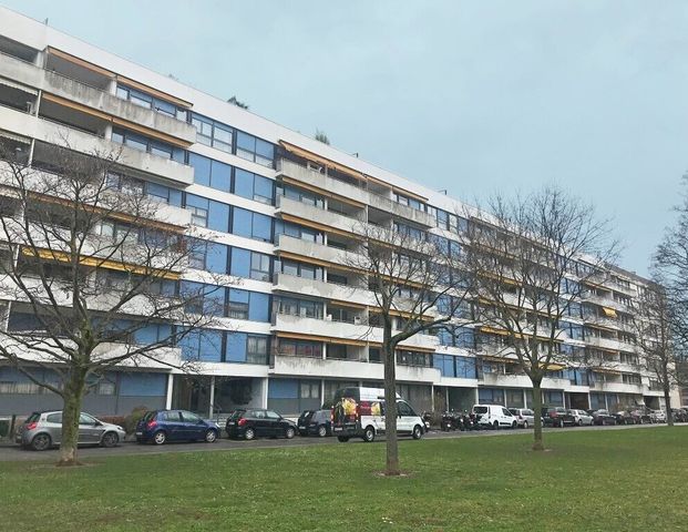 Appartement de 5 pièces au 3ème étage avec balcon /\ deux chambres uniquement /\ - Photo 1