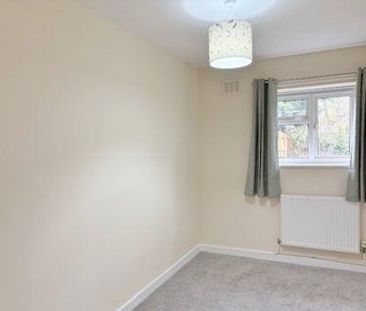 2 bedroom bungalow to rent - Photo 2