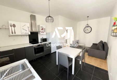 Appartement T2 à FONTAINE - Photo 2