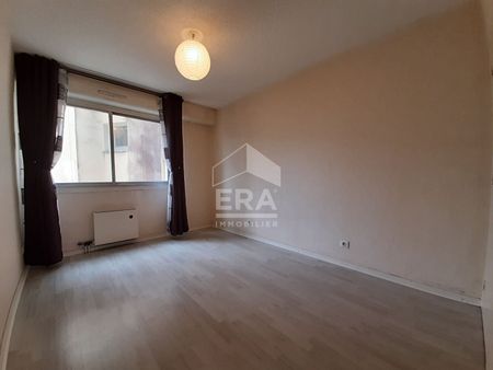 LOCATION PAU CENTRE : Appartement T3 de 61m² avec garage et balcon - Photo 2