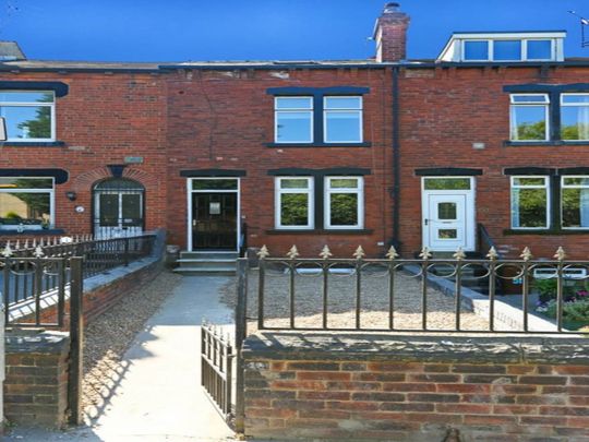 Silver Royd Hill (room 2), Armley , Leeds - Photo 1