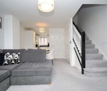 Beecham Square, Castleford, WF10 - Photo 2