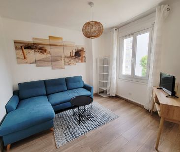Location Appartement 2 pièces 45m² - Photo 3