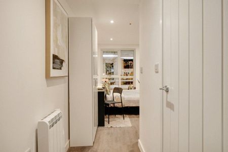 9 bedroom apartment to rent - Photo 2