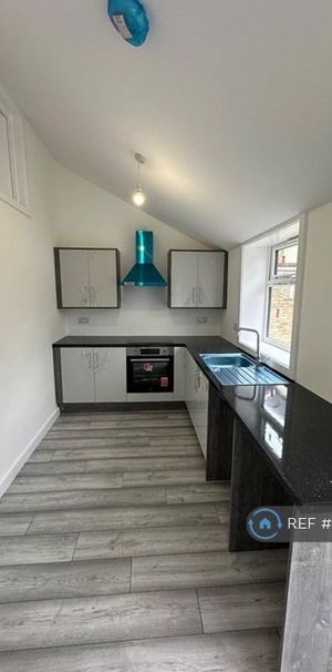 2 bedroom bungalow to rent - Photo 2