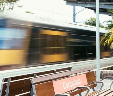 Modern Near-New Apartment in Prime Caringbah Location - Photo 1