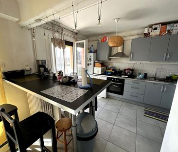 Location Appartement 2 pièces 44m² SALON DE PROVENCE 13300 - Photo 5