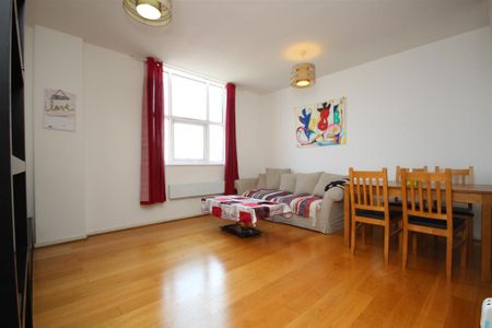 1 bedroom flat to rent - Photo 5