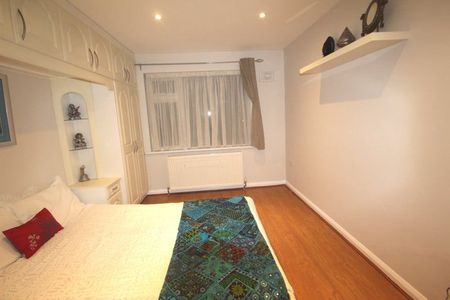 Room in a Shared House, Regal Way, HA3 - Photo 2