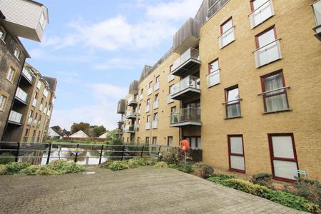 2 bedroom apartment - Photo 4