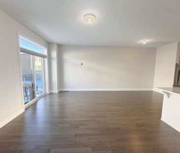 For Lease - 170 Angelonia Crescent, Blossom Park - Airport and Area... - Photo 2