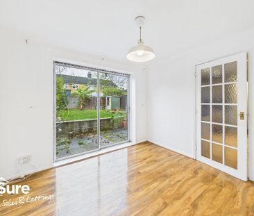 4 bedroom terraced house to rent - Photo 2