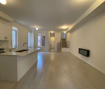 For Lease - 39 Mindanao Avenue, Markham, Ontario - Photo 1