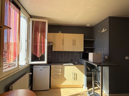 Location Appartement 1 pièce 16m² TOURS 37000 - Photo 2