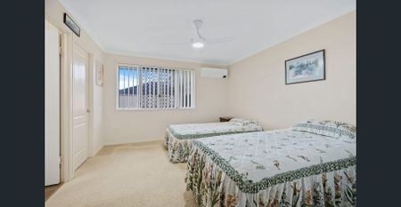 Peaceful Parkside Living in a Prime Cleveland Location - Photo 5