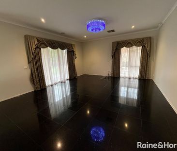 "MODERN AND SPACIOUS FAMILY HOME" - Photo 1