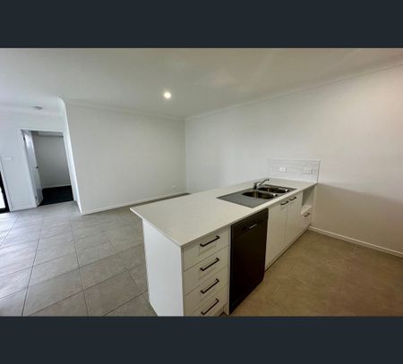 23 Graziers Parade, Raymond Terrace, NSW 2324 - Photo 4