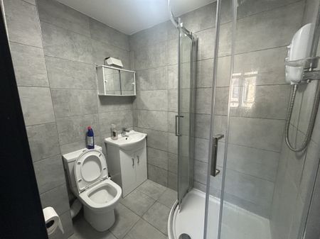 High Street, Cwmgwrach, NEATH - Photo 3