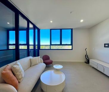 Near New Modern Aesthetic TWO bedroom + Winter Garden apartment in ... - Photo 2