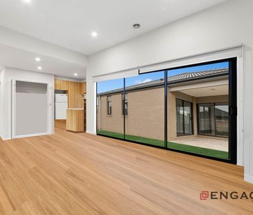 Family Home in Prime Location - Photo 6