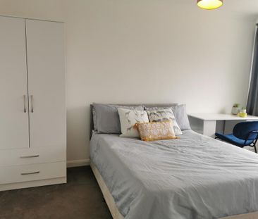 5 bedroom house to rent - Photo 3