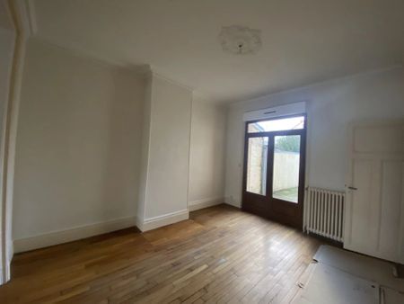 Location Maison 7 pièces 169 m2 à Saint-Quentin - Photo 5