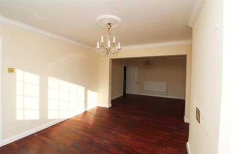 4 bedroom house to rent - Photo 3