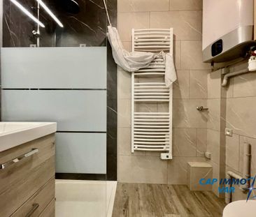 Location Appartement 2 pièces 44m² LE BEAUSSET 83330 - Photo 5