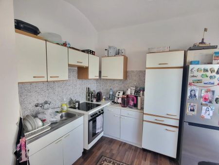 günstige 2 Zimmer Wohnung mit Terrasse 56m² - inkl. Parkplatz - Foto 2