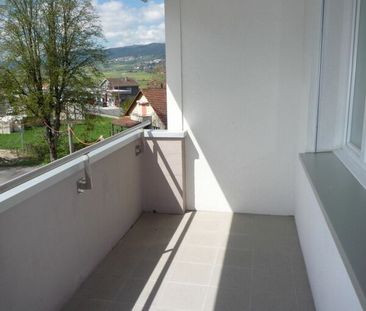 Bel appartement de 3 pièces dans quartier calme et proche de la nature - Photo 3
