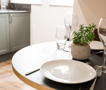 Studio to rent - Photo 1