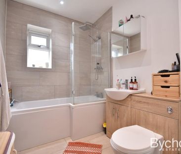 2 bedroom semi-detached bungalow to rent - Photo 5