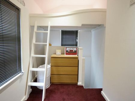 Flat A, 5 Fron Dirion - Photo 3