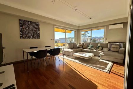 A louer à Nice à Cimiez. grand trois pièces, au calme absolu. - Photo 4