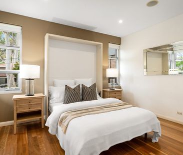 Architecturally Designed Family Haven in the Heart of Castlecrag - Photo 5