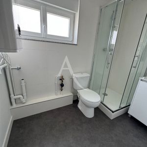 Location Appartement 1 pièce 31m² - Photo 3