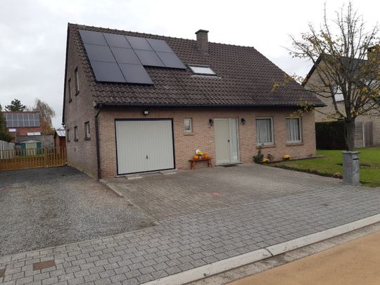 Huis te huur in Huise - Photo 1