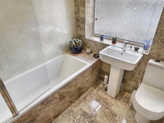 3 bedroom house to rent - Photo 1