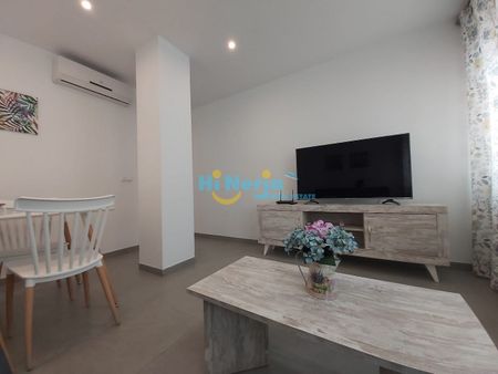 FULLY RENOVATED 1 BEDROOM APARTMENT - NERJA, DOWNTOWN, LONG TERM RENTAL - Photo 2