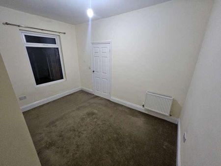 Barnard Avenue, Bishop Auckland, County Durham, DL14 - Photo 2