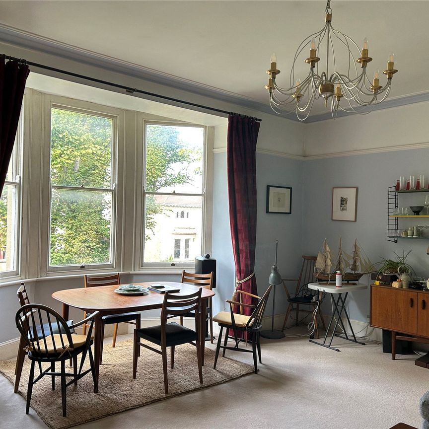 Westfield Park FFF, Clifton, BS6 6LX - Photo 1